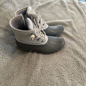 COPY - Sperry duck boots